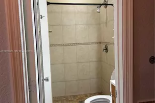 19633 NW 62nd Pl, Miami, FL 33015 - Photo 10