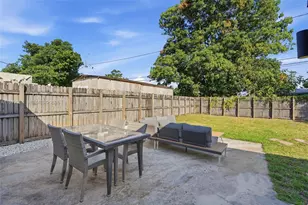 3221 NW 12th Pl, Lauderhill, FL 33311 - Photo 18