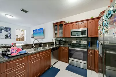 1449 SE 24th Rd, Homestead, FL 33035 - Photo 12