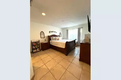 7851 NW 34th Pl, Davie, FL 33024 - Photo 26