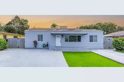 1836 NW 16th Ter, Miami, FL 33125 - Photo 10