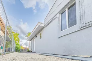 1836 NW 16th Terrace, Miami, FL 33125 - Photo 12