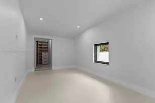 1221 Biarritz Dr, Miami Beach, FL 33141 - Photo 22