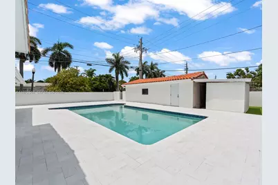 1221 Biarritz Dr, Miami Beach, FL 33141 - Photo 50