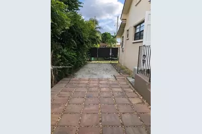 6743 SW 15th St #6743, Miami, FL 33144 - Photo 2