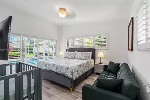 811 N Highland Dr, Hollywood, FL 33021 - Photo 8