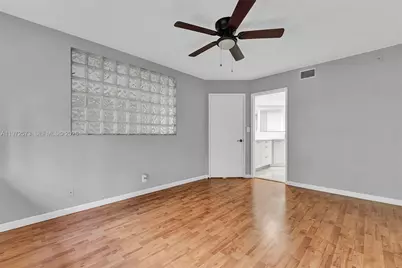 15575 N Miami Lakeway N #305, Miami Lakes, FL 33014 - Photo 14