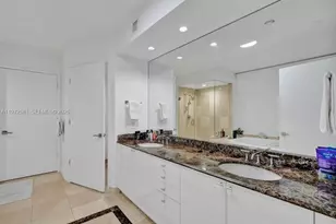17555 Collins Ave, Sunny Isles Beach, FL 33160 - Photo 22