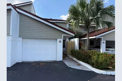 2700 N 34th Ave #I, Hollywood, FL 33021 - Photo 1