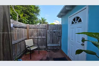 [Address not provided], Pompano Beach, FL 33064 - Photo 12