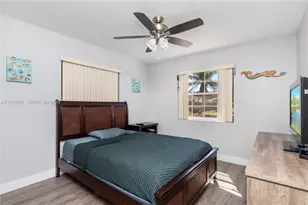 8121 SW 203rd St, Cutler Bay, FL 33189 - Photo 28