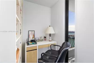 555 NE 15th St #20A, Miami, FL 33132 - Photo 10