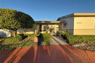 17221 NW 82nd Ave, Hialeah, FL 33015 - Photo 2