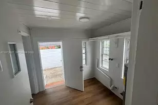 34 NW 69th St, Miami, FL 33150 - Photo 10