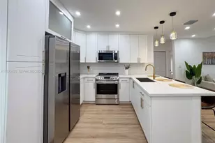 1035 NW 64th St, Miami, FL 33150 - Photo 10