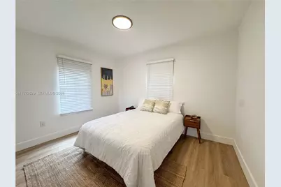 1035 NW 64th St, Miami, FL 33150 - Photo 18