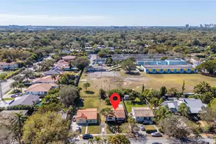 5730 SW 42nd Terrace, South Miami, FL 33155 - Photo 4