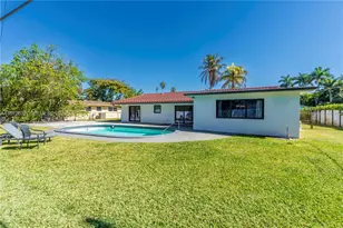 20220 Highland Lakes Blvd, Miami, FL 33179 - Photo 42