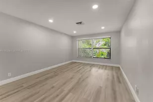 10375 NW 35th St, Coral Springs, FL 33065 - Photo 12