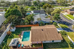 9986 NW 52nd St, Sunrise, FL 33351 - Photo 40