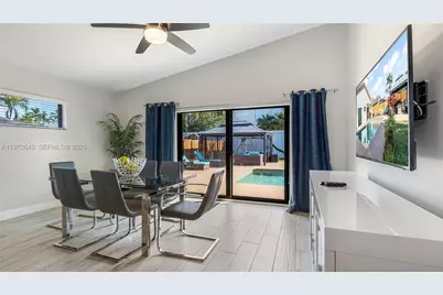9986 NW 52nd St, Sunrise, FL 33351 - Photo 10
