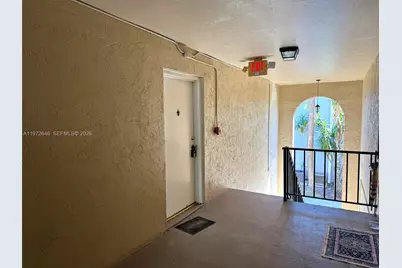 10836 N Kendall Dr #V14, Miami, FL 33176 - Photo 2