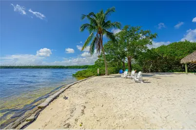 5990 Paradise Point Dr, Palmetto Bay, FL 33157 - Photo 76