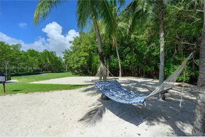 5990 Paradise Point Dr, Palmetto Bay, FL 33157 - Photo 78