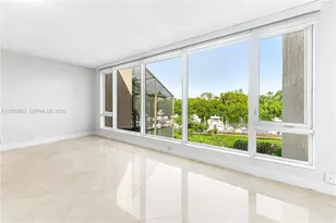 5990 Paradise Point Dr, Palmetto Bay, FL 33157 - Photo 32