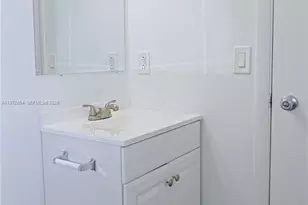 17425 NW 67th Pl, Hialeah, FL 33015 - Photo 22