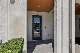 10455 NW 82nd St, Doral, FL 33178 - Photo 2