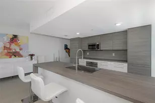 400 Sunny Isles Blvd, Sunny Isles Beach, FL 33160 - Photo 12