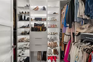 15450 NW 88th Ave, Miami Lakes, FL 33018 - Photo 14