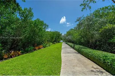 5990 Paradise Point Dr #5990, Palmetto Bay, FL 33157 - Photo 70