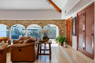 13780 SW 73rd Ct, Palmetto Bay, FL 33158 - Photo 10