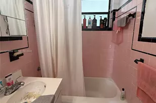 831 NW 34th Ave, Miami, FL 33125 - Photo 18