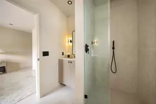 2805 SW 4th Ave, Miami, FL 33129 - Photo 20
