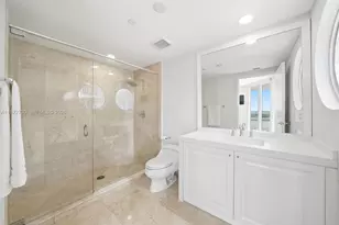5801 Collins Ave, Miami Beach, FL 33140 - Photo 20