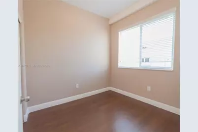 1469 SW 5th St #8, Miami, FL 33135 - Photo 8