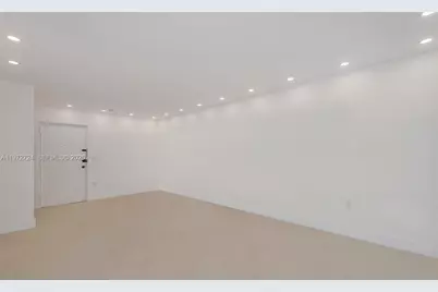 [Address not provided], Sunny Isles Beach, FL 33160 - Photo 16