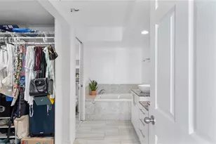 3530 Mystic Pointe Dr, Aventura, FL 33180 - Photo 44