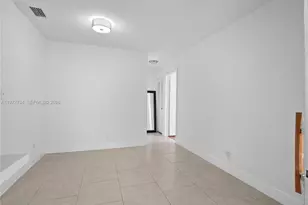 7504 NW 70th Ave, Tamarac, FL 33321 - Photo 18