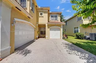 4612 SW 131st Terrace, Miramar, FL 33027 - Photo 2