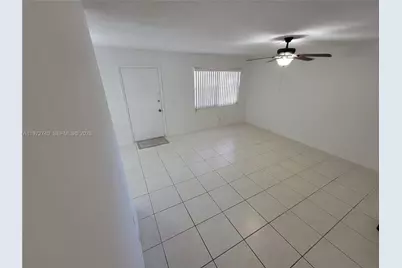 300 SW 134th Way #113E, Pembroke Pines, FL 33027 - Photo 4