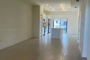 7915 NW 104th Ave, Doral, FL 33178 - Photo 4