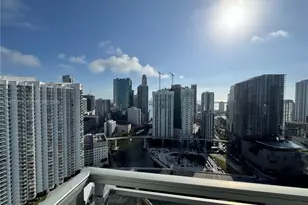 92 SW 3rd St, Miami, FL 33130 - Photo 4
