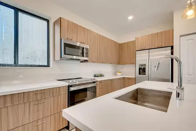 4652 NW 83rd Ave, Doral, FL 33166 - Photo 10
