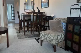 13255 SW 9th Ct, Pembroke Pines, FL 33027 - Photo 14