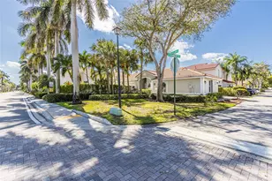 1110 Lemonwood St, Hollywood, FL 33019 - Photo 2