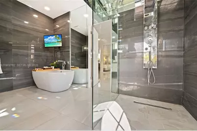 20815 NE 37th Ct, Aventura, FL 33180 - Photo 32